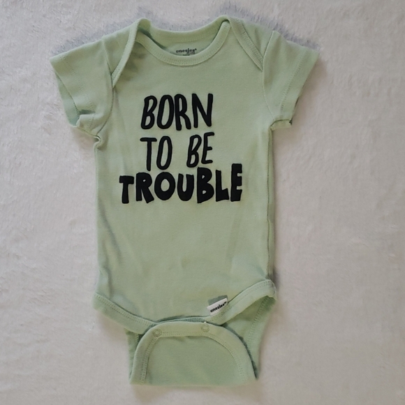 Green onesie set 💚 - Picture 3 of 3